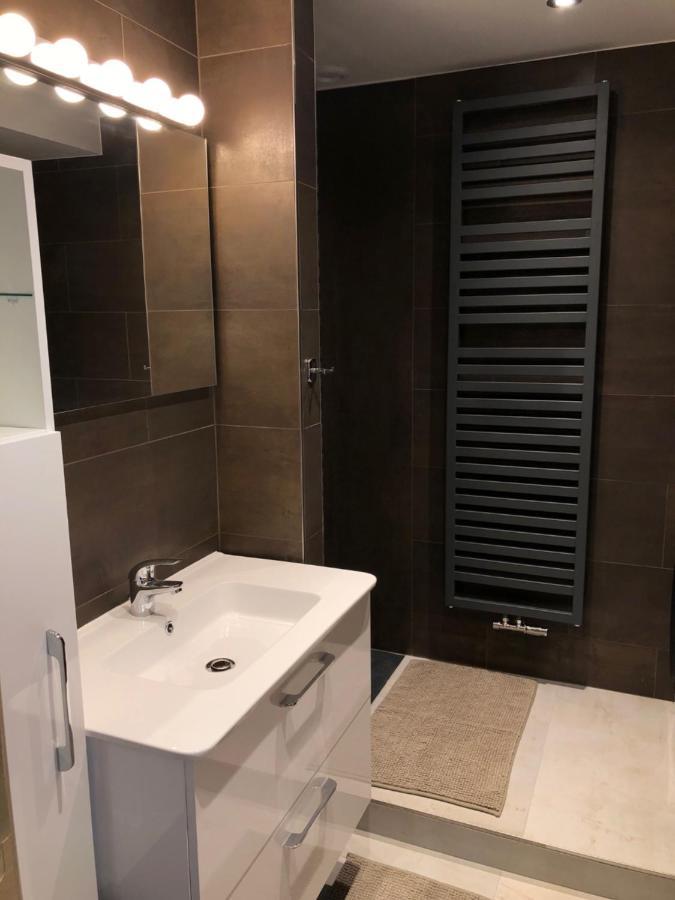 Pegasus I - 2 Chambres De Luxe, Cuisine, Salon, 2 Terrasses Et Sauna Vielsalm Bagian luar foto